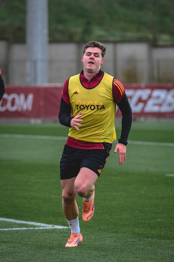 As Roma Gallery Image - Allenamento 8/01
