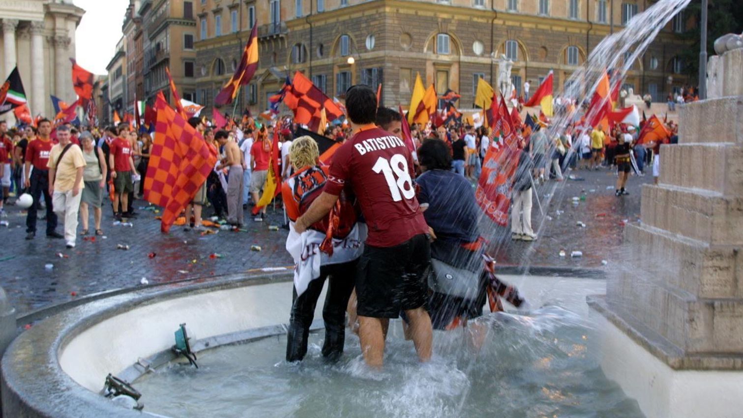 As Roma Gallery Image - 17 giugno 2001: la festa in 20 immagini straordinarie