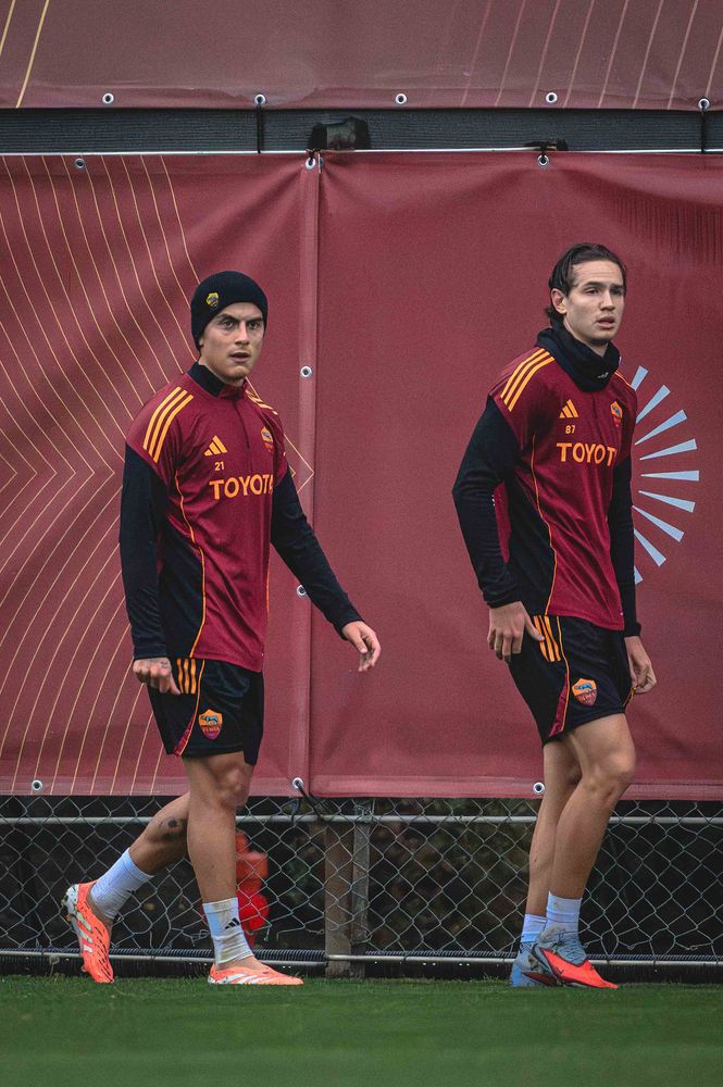 As Roma Gallery Image - Gallery allenamento martedì 16