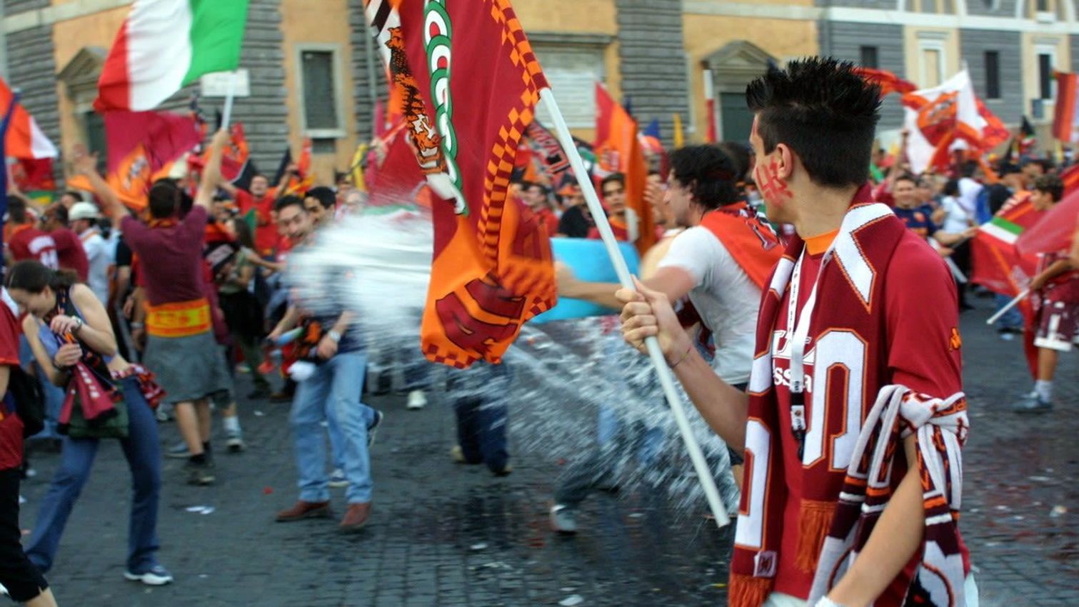 As Roma Gallery Image - 17 giugno 2001: la festa in 20 immagini straordinarie