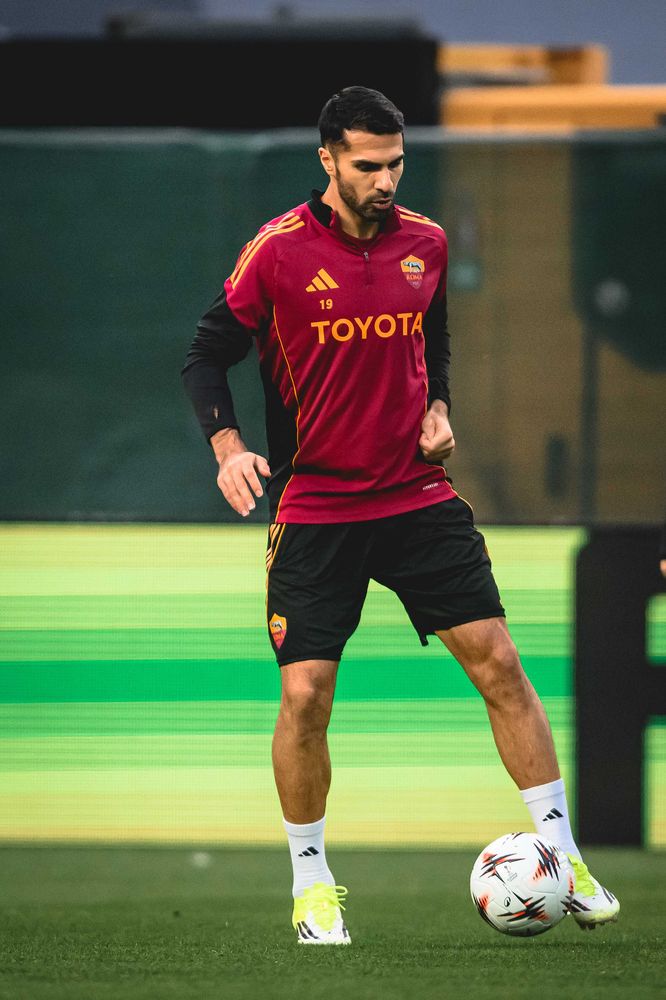 As Roma Gallery Image - Gallery allenamento Atene