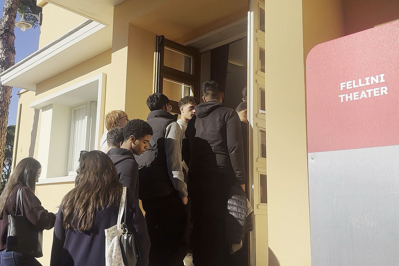 As Roma Gallery Image - "Amami e Basta"