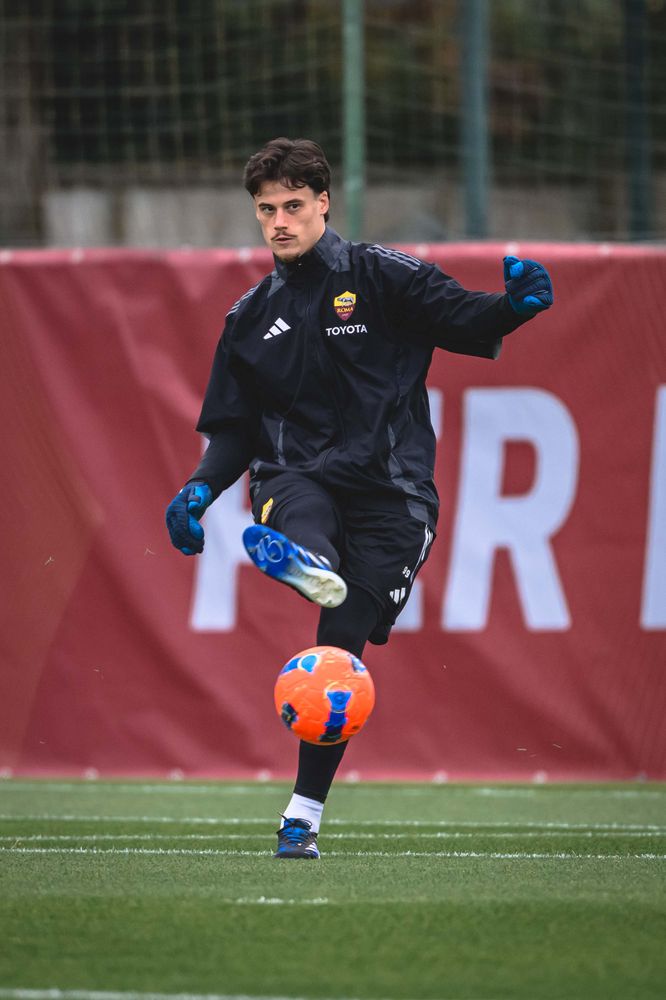 As Roma Gallery Image - Allenamento 8/01