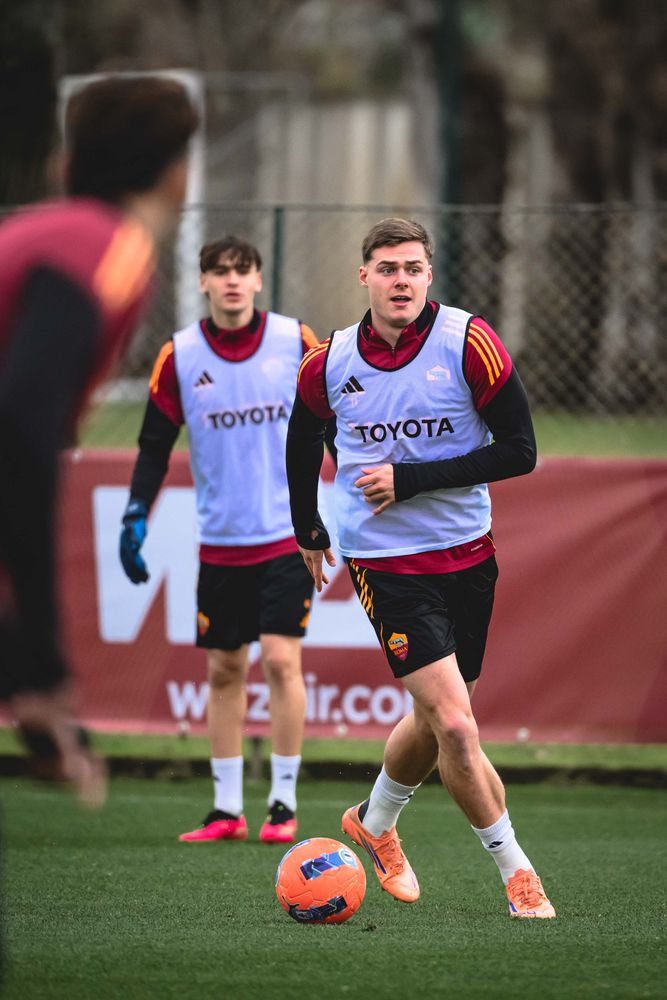 As Roma Gallery Image - Localisation copy of Allenamento 31/12