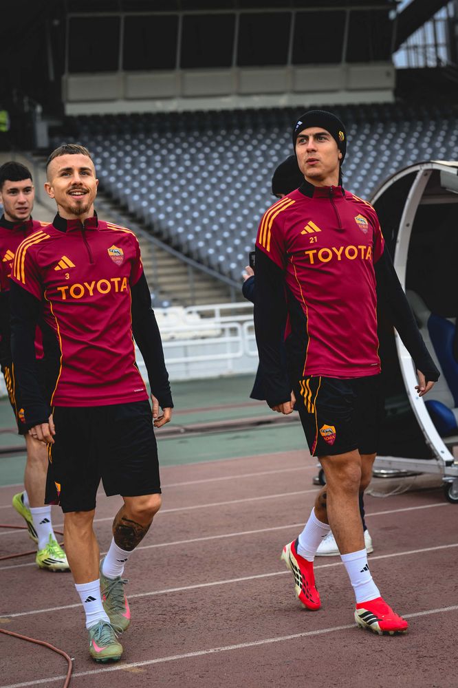 As Roma Gallery Image - Gallery allenamento Atene