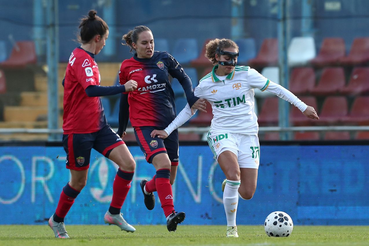 LUMEZZANE, ITALY - DECEMBER 21: Alayah Pilgrim of AS Roma in action during the Coppa Italia Women match between FC Lumezzane Women and AS Roma Women at Stadio Tullio Saleri on December 21, 2025 in Lumezzane, Italy. (Photo by AS Roma/AS Roma via Getty Images)