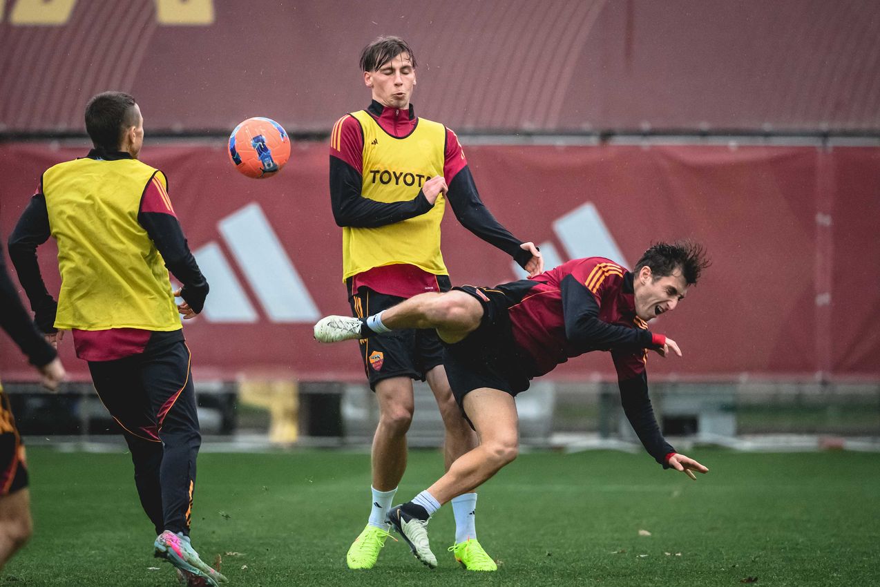 As Roma Gallery Image - Gallery allenamento martedì 16