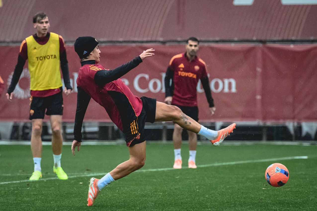 As Roma Gallery Image - Gallery allenamento martedì 16