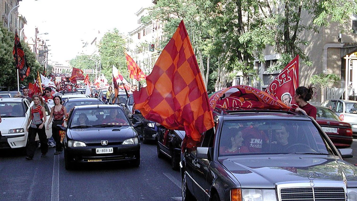 As Roma Gallery Image - 17 giugno 2001: la festa in 20 immagini straordinarie
