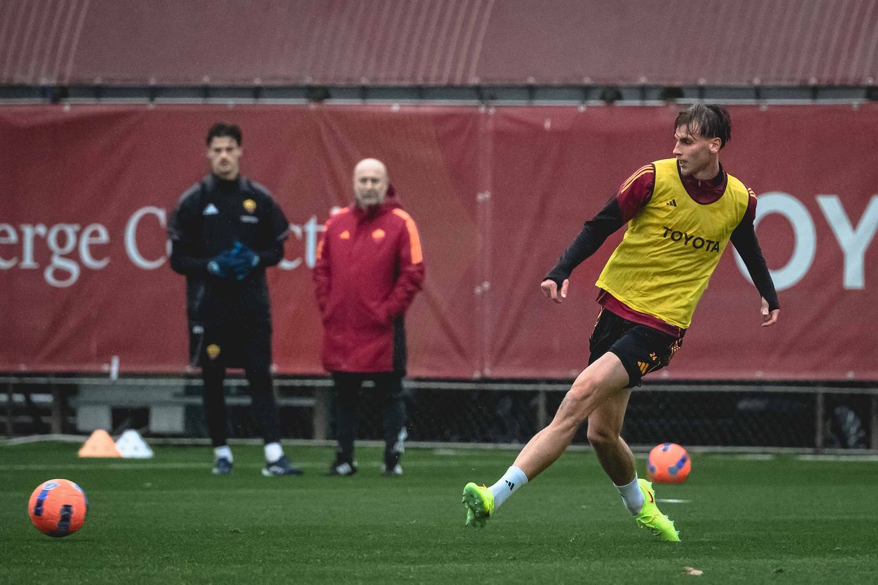 As Roma Gallery Image - Gallery allenamento martedì 16